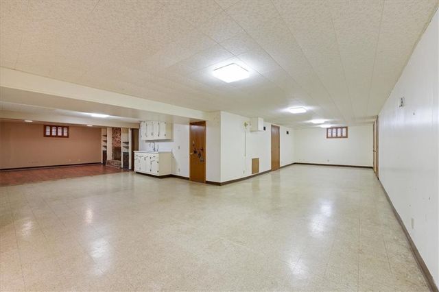5317 Lucille Lane, Shawnee, KS 66203