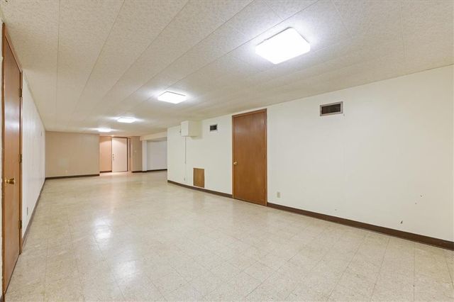 5317 Lucille Lane, Shawnee, KS 66203