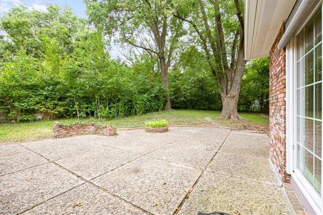 5317 Lucille Lane, Shawnee, KS 66203