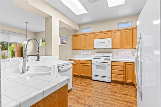 955 Dogwood Loop, Lincoln, CA 95648