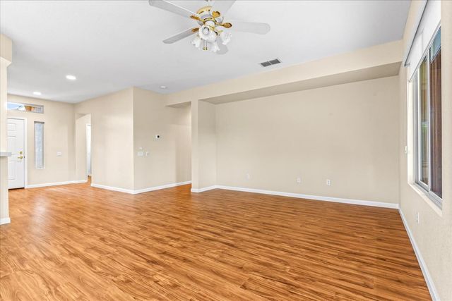 955 Dogwood Loop, Lincoln, CA 95648