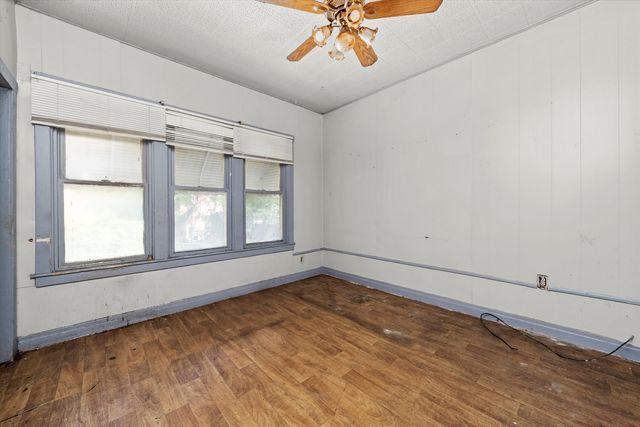 5042 S Laflin Street, Chicago, IL 60609