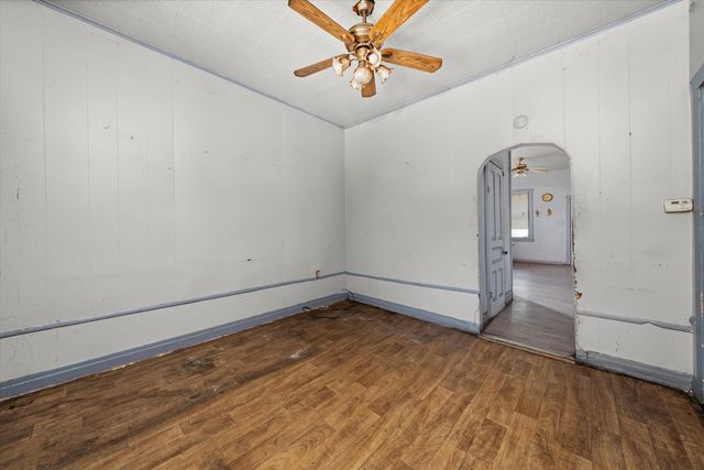 5042 S Laflin Street, Chicago, IL 60609