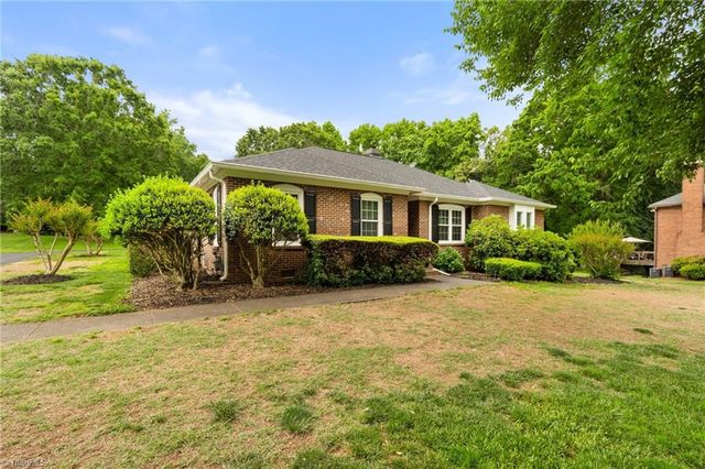 211 Hidden Creek Drive, Advance, NC 27006