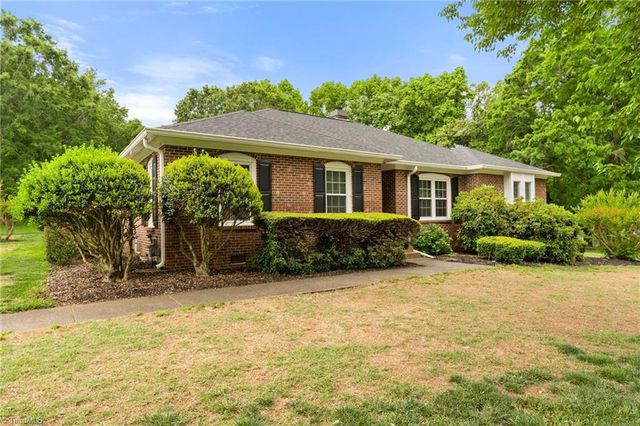 211 Hidden Creek Drive, Advance, NC 27006