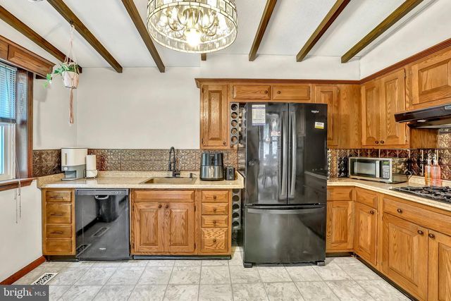 51 N EVERGREEN AVE, Woodbury, NJ 08096