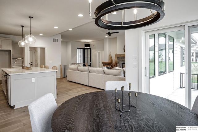 5917 N 209th Street, Elkhorn, NE 68022