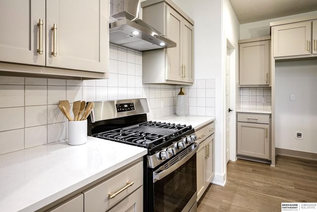 5917 N 209th Street, Elkhorn, NE 68022