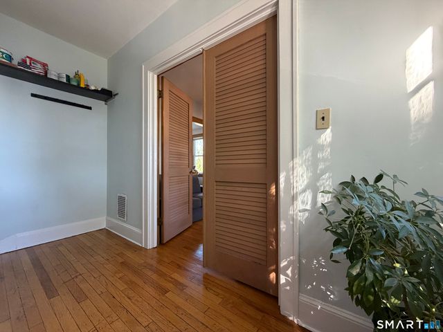 84 Ashland Place, New Haven, CT 06513