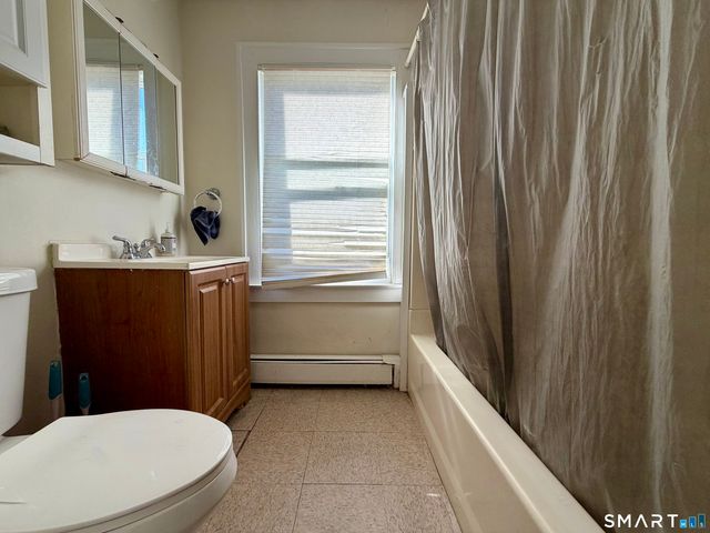 84 Ashland Place, New Haven, CT 06513