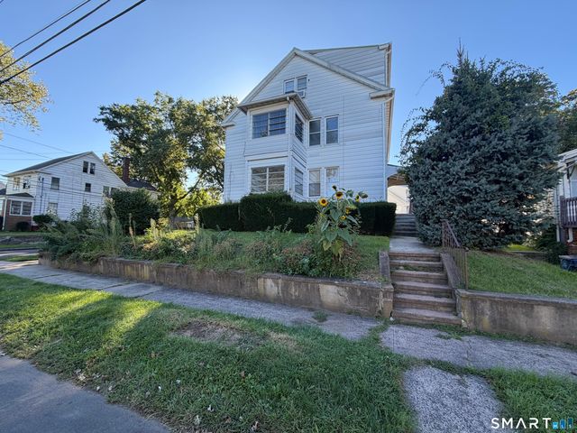 84 Ashland Place, New Haven, CT 06513