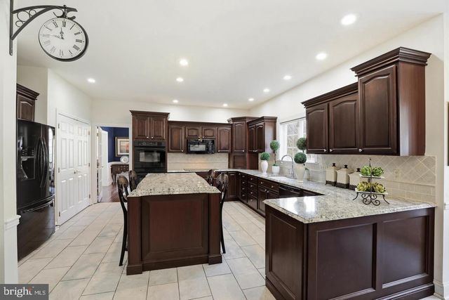 3620 GOLFVIEW DR, Mechanicsburg, PA 17050