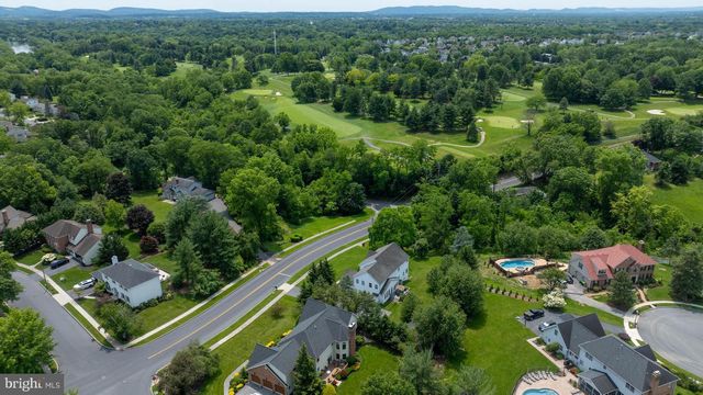 3620 GOLFVIEW DR, Mechanicsburg, PA 17050
