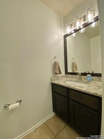9338 BARTLETT FLS, San Antonio, TX 78250
