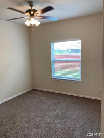 325 Burgundy Drive, Alvin, TX 77511