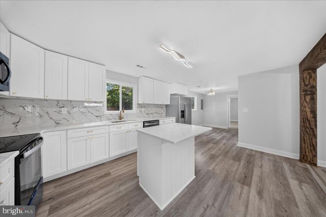 717 GARNET RD, Wilmington, DE 19804