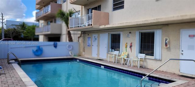 3522 NE 171st Street 104, North Miami Beach, FL 33160
