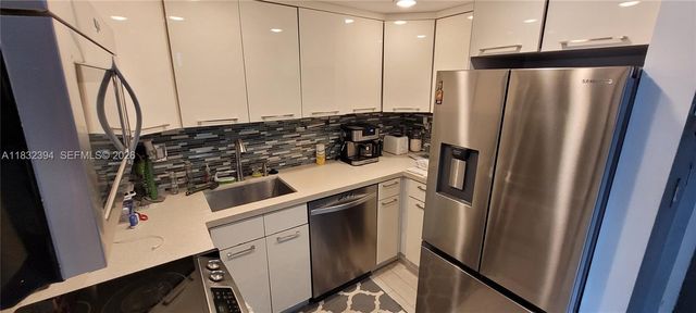 3522 NE 171st Street 104, North Miami Beach, FL 33160