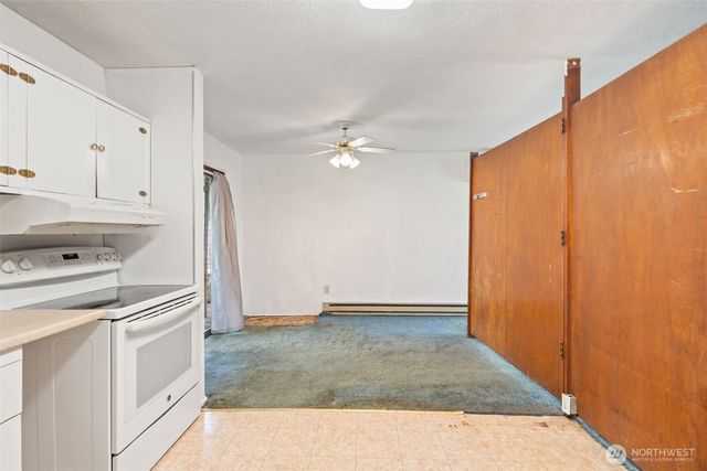 2532 S Ainsworth Avenue, Tacoma, WA 98405
