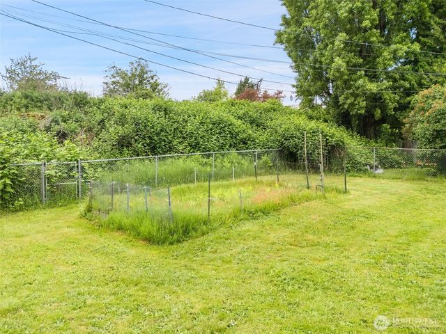 2532 S Ainsworth Avenue, Tacoma, WA 98405