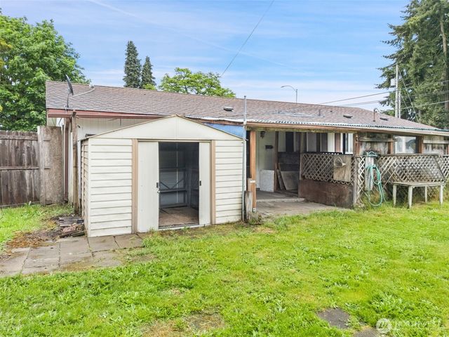 2532 S Ainsworth Avenue, Tacoma, WA 98405