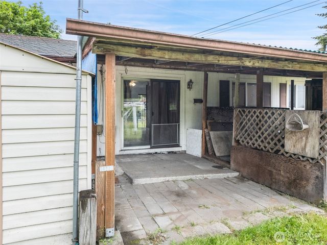 2532 S Ainsworth Avenue, Tacoma, WA 98405