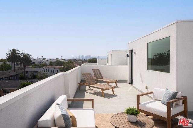 1803 S Orange Drive, Los Angeles, CA 90019