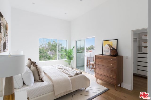 1803 S Orange Drive, Los Angeles, CA 90019