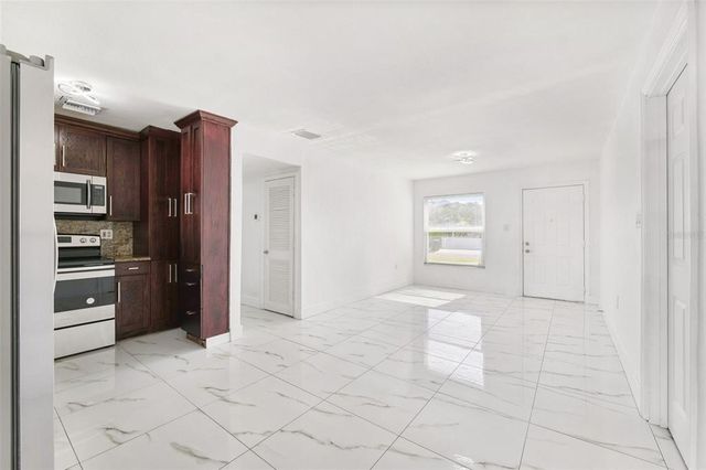 6010 BLOSSOM AVENUE, Tampa, FL 33614