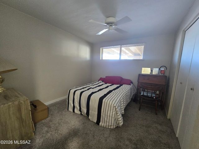 8556 E Kenyon Drive, Tucson, AZ 85710