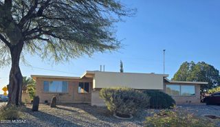 8556 E Kenyon Drive, Tucson, AZ 85710
