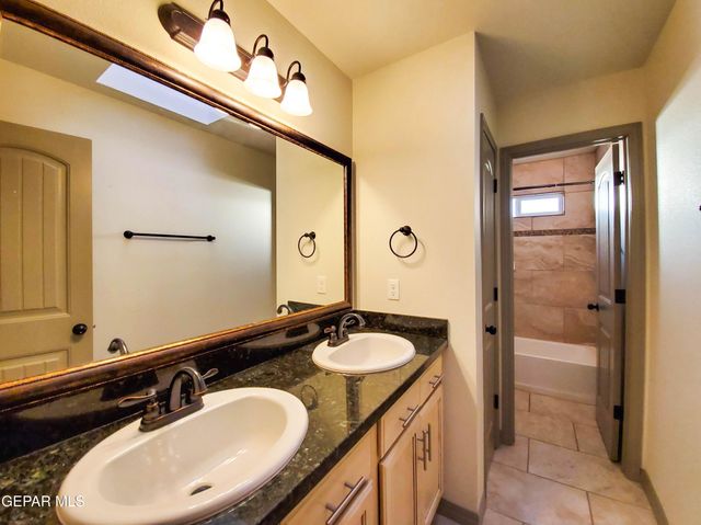 13125 Lost Willow, El Paso, TX 79938