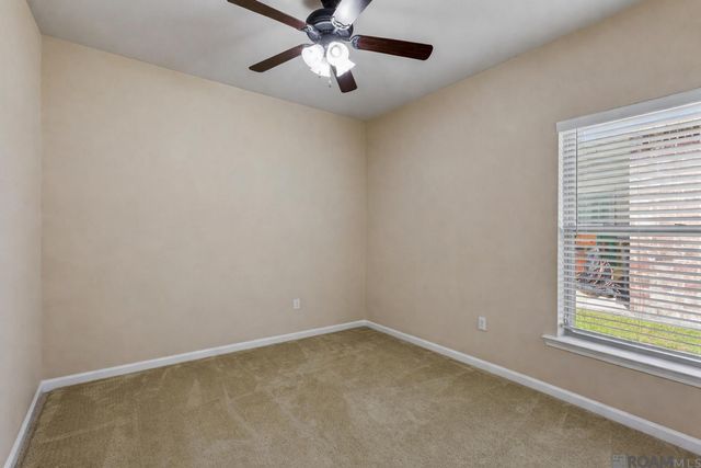 42462 Harborstone Ave, Prairieville, LA 70769