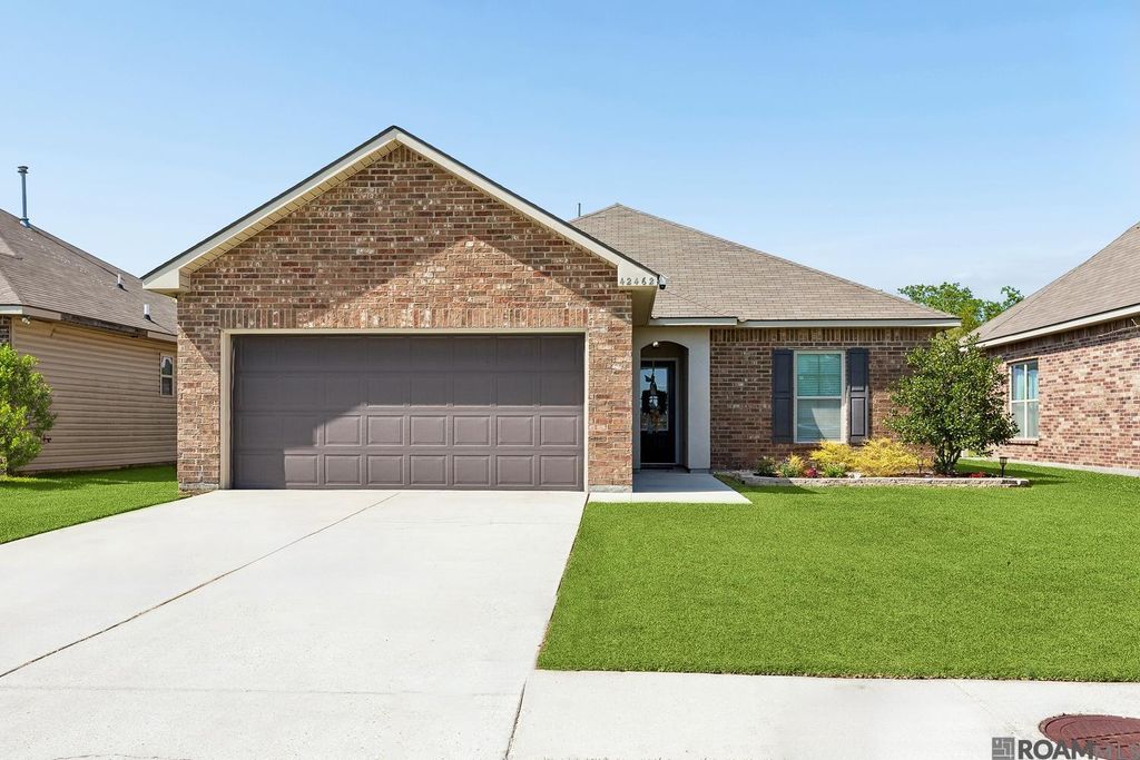 42462 Harborstone Ave, Prairieville, LA 70769