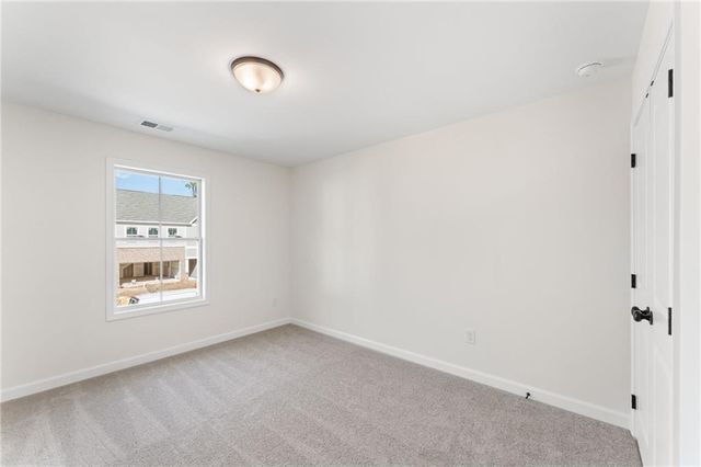 660 Sunstone Lane, Lawrenceville, GA 30043