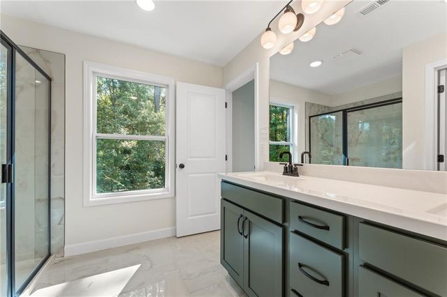 660 Sunstone Lane, Lawrenceville, GA 30043