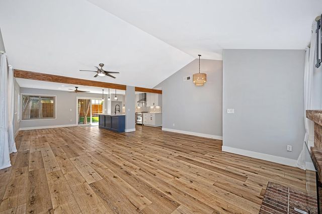 8940 Castle Park Dr., Elk Grove, CA 95624