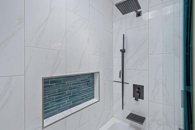 8940 Castle Park Dr., Elk Grove, CA 95624