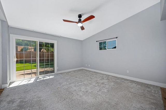 8940 Castle Park Dr., Elk Grove, CA 95624