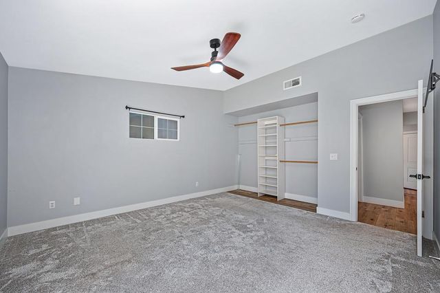 8940 Castle Park Dr., Elk Grove, CA 95624