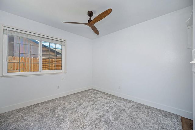 8940 Castle Park Dr., Elk Grove, CA 95624