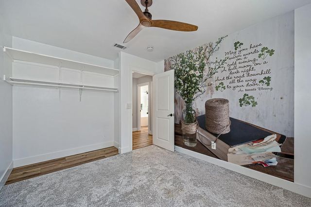 8940 Castle Park Dr., Elk Grove, CA 95624