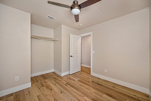 8940 Castle Park Dr., Elk Grove, CA 95624