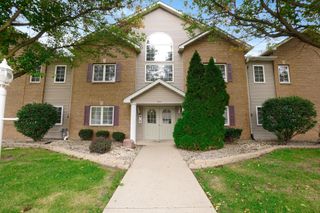 2515 Longwood Drive 202, Highland, IN 46322