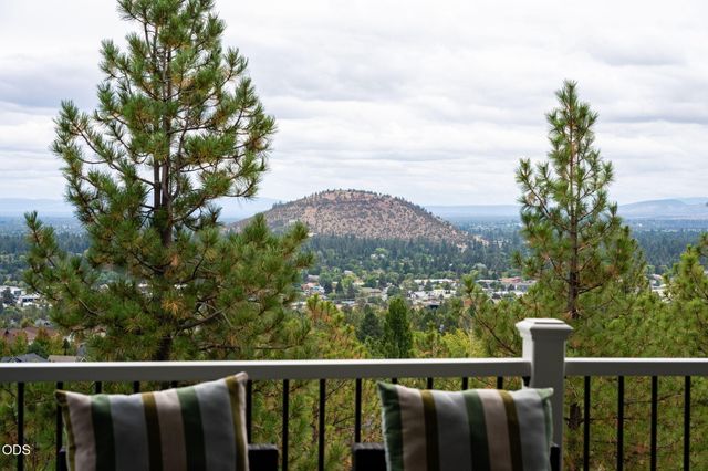2378 NW Wyeth Place, Bend, OR 97703