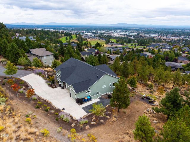 2378 NW Wyeth Place, Bend, OR 97703