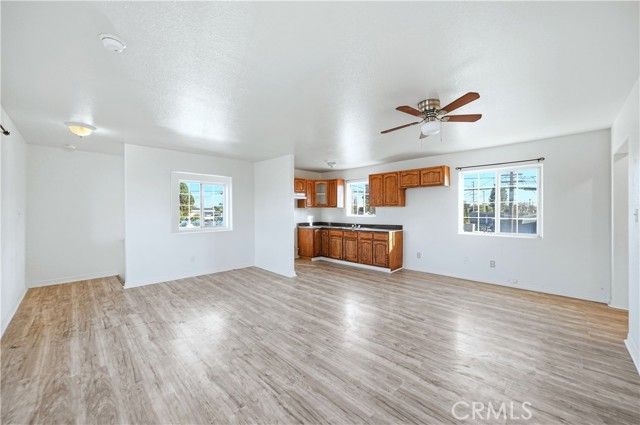 10929 Compton Avenue, Los Angeles, CA 90059
