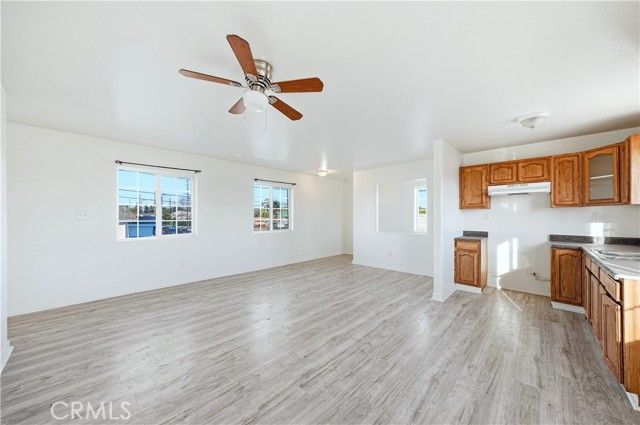 10929 Compton Avenue, Los Angeles, CA 90059