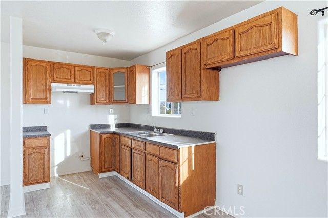 10929 Compton Avenue, Los Angeles, CA 90059