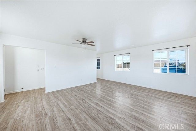 10929 Compton Avenue, Los Angeles, CA 90059